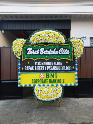 Papan Bunga Duka di Purba
